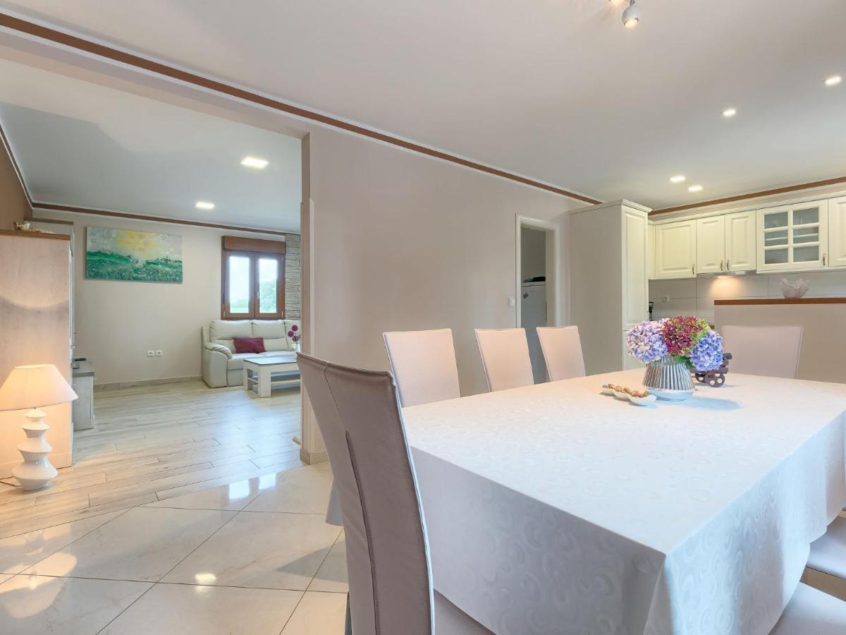 Holiday Home Villa Aniva By Interhome Zminj Экстерьер фото